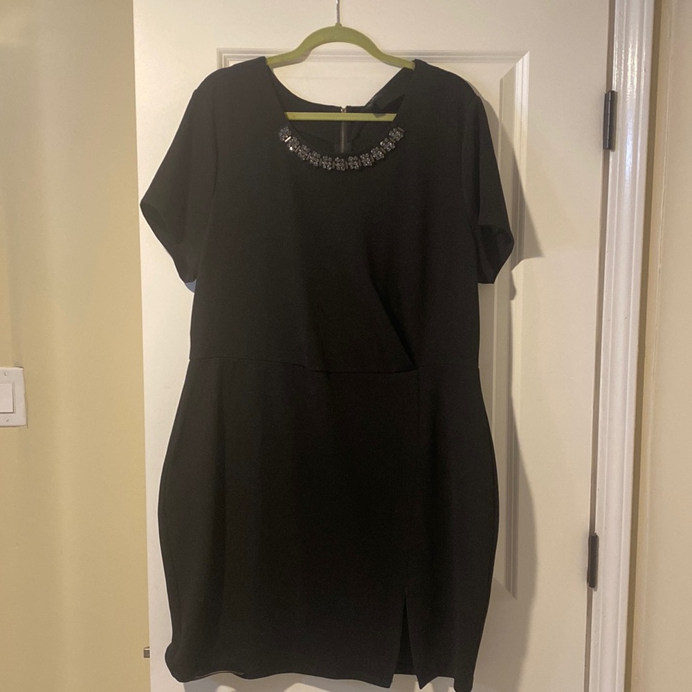 Jessica Simpson Black Dress